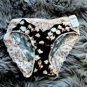 Soma "Embraceable Hipster" medium